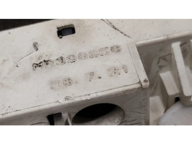 Блок управления климат-контролем MR398658 Mitsubishi Space Wagon