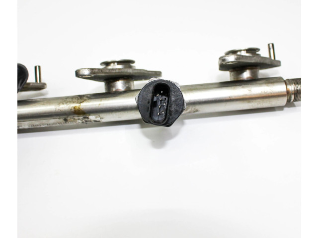 Топливная рампа A2700780645   Mercedes-Benz CLA C117 X117 W117   для двигателя M 270.920