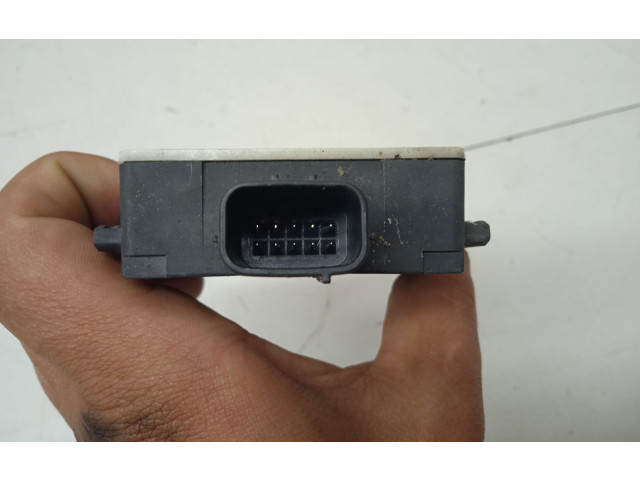 Модуль управления слепым пятном 31499939 Volvo XC90