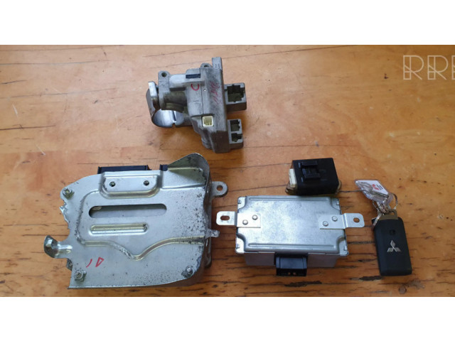 Блок управления двигателя 1860B425, 8638A039 Mitsubishi ASX