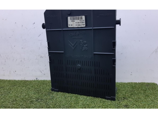   Pojistková skříňka 216761594   Citroen Berlingo 2006