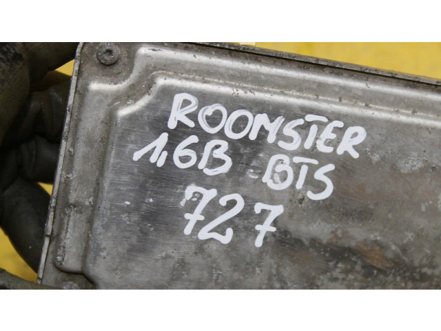 Блок управления двигателем Блок управления Skoda Roomster (5J)