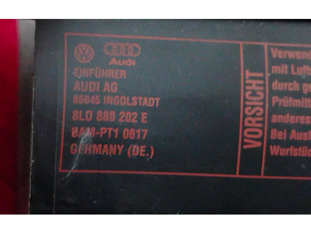 Подушка безопасности пассажира 8L0880202E, BA1P7F1067   Audi TT Mk1