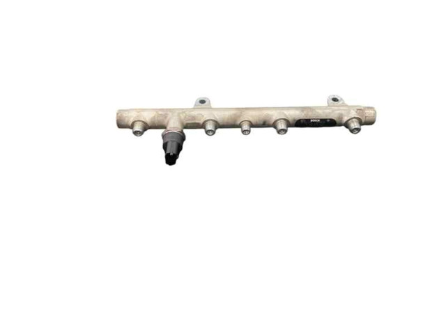 Топливная рампа 7700111013, 8200600208 Renault Scenic I для двигателя F9Q732