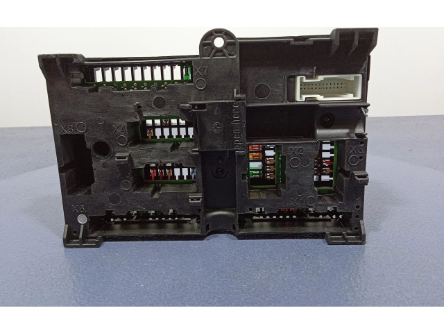 Блок предохранителей  8736251, 8736251   BMW X3 G01    