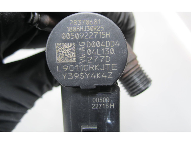 Форсунка 04L130277D, Y39SY4K4Z Skoda Octavia Mk3 (5E) CXXB
