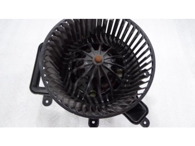 Вентилятор печки    T3953001, 25015050   Peugeot 5008