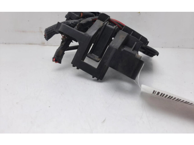 Блок предохранителей 6R0937550A Skoda Fabia Mk2 (5J)