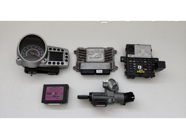 Комплект блоков управления 25183778, 25183778   Chevrolet Spark