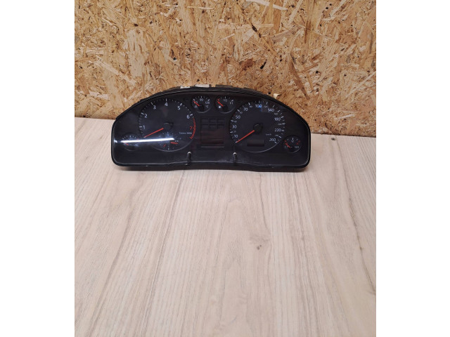 Панель приборов 4B0919860F, 110008888002 Audi A6 S6 C5 4B