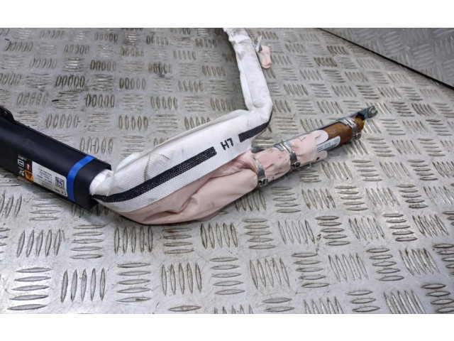 Боковая подушка безопасности Tesla Model S