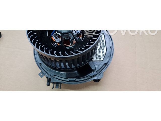 Вентилятор печки 5Q1819021H, M035981W Audi Q3 F3