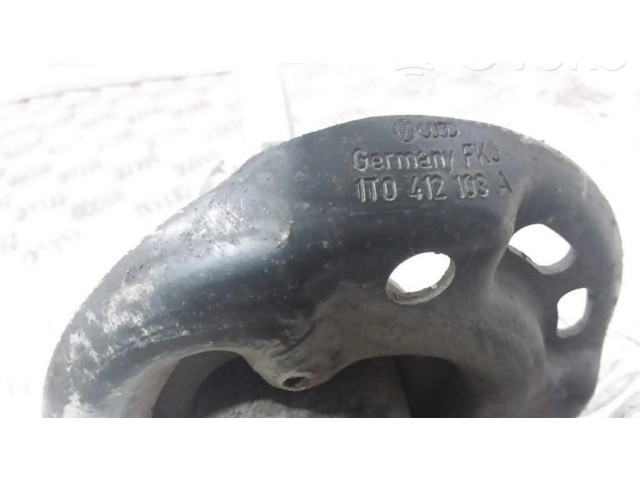 Передний амортизатор