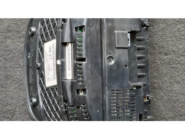 Панель приборов 9232895   BMW 4 F36 Gran coupe       