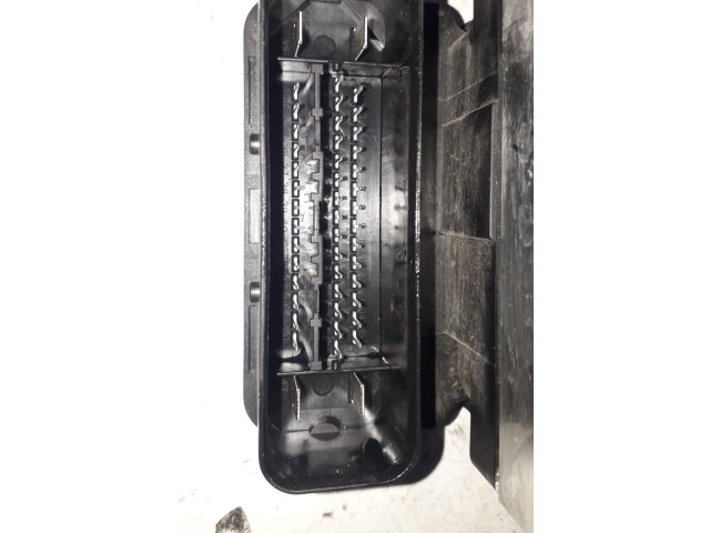 Блок АБС    Volvo  V70  2008 - 2013 года