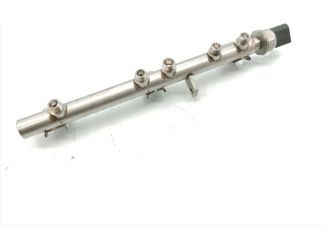 Топливная рампа 7562474, 7537318   BMW 3 E90 E91  