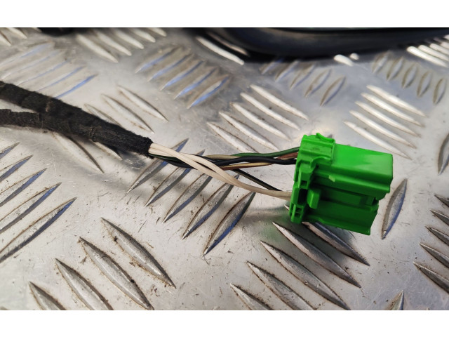 Зеркало электрическое        Volvo S80  2004 - 2006 года   