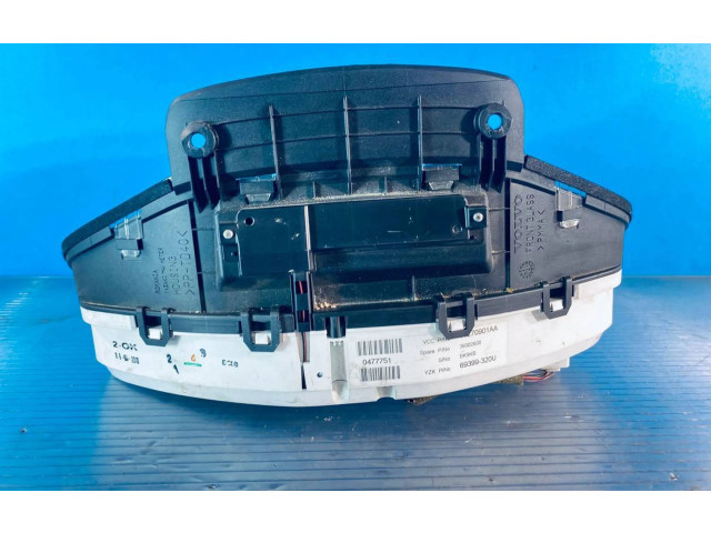 Панель приборов 36002600, 31270901AA   Volvo V70       