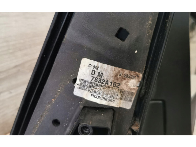 Зеркало (механическое) Mitsubishi Colt 2004 - 2008 года