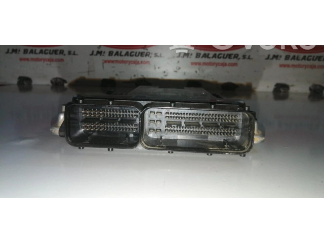 Řídící jednotka 03G906016LF Volkswagen Caddy 2008