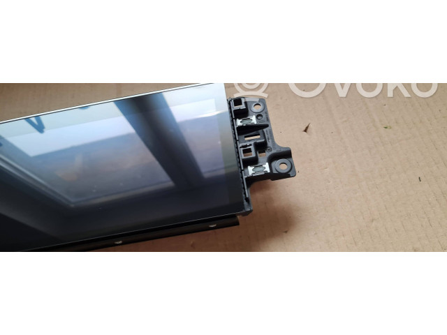 Дисплей    4M8919605M, 001180823001   Audi RS Q8