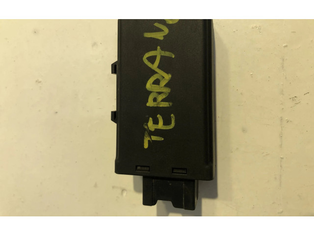 Řídící jednotka Nissan Terrano 2005