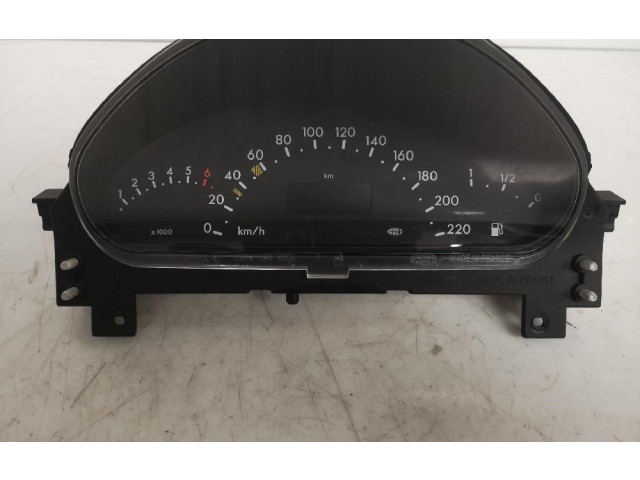 Панель приборов A1685407711   Mercedes-Benz A W168       