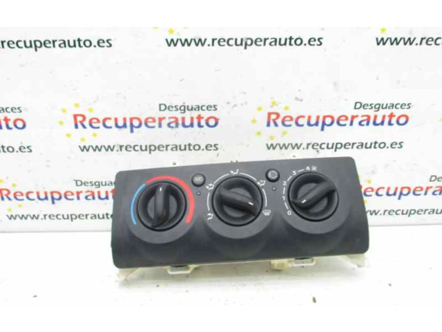 Блок управления климат-контролем 8200147160 Renault Clio II