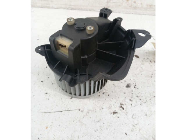 Вентилятор печки    77364956   Fiat Punto Evo