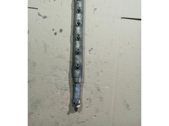 Топливная рампа 30622085, 0445215015   Volvo XC90  