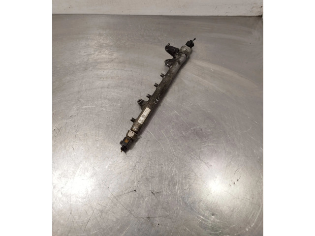 Vstřikovací lišta 03L130089B, 500000189 Volkswagen Caddy