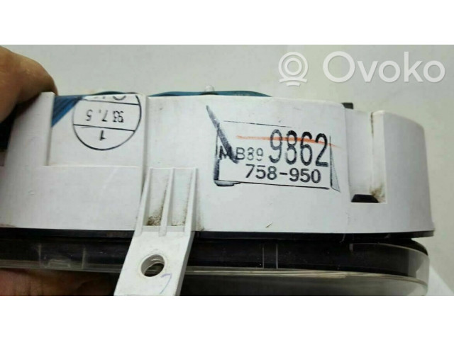 Přístrojová deska Mitsubishi Colt 1990 MB899862