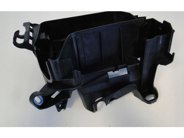 Блок предохранителей  A2465403803   Mercedes-Benz A W176    