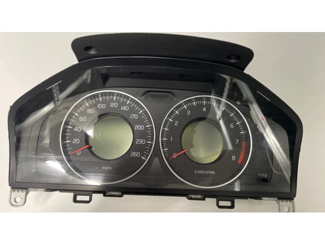 Панель приборов 31343322AA, 69799550U   Volvo V70       