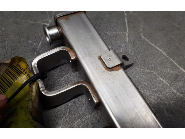 Vstřikovací lišta 6M8G-9D280-AA Mazda 5