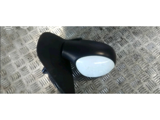 Zpětné zrcátko pravé Peugeot 206 2004 8154JC