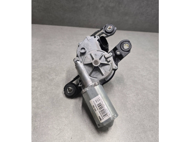 Моторчик заднего дворника 5F4955711, W000030950    Skoda Octavia Mk3 (5E)