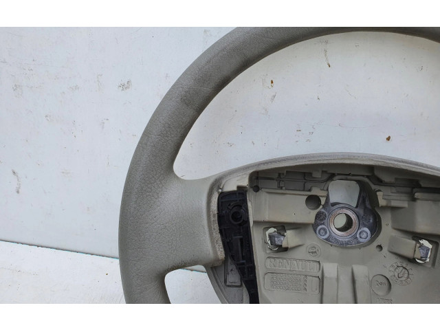 Руль Renault Twingo II 2007 - 2014 года 8200463332