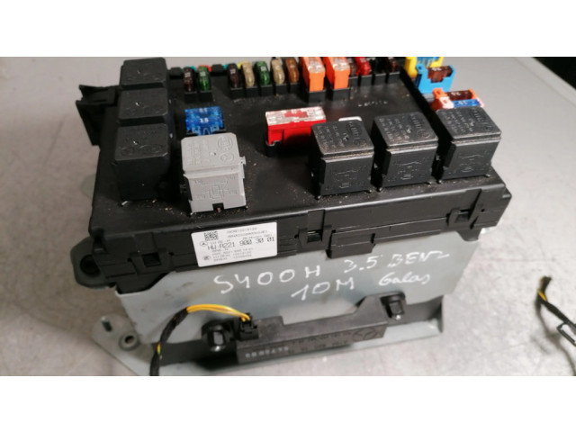 Pojistková skříňka A2219003001, A2215451401 Mercede-Benz S W221 2010