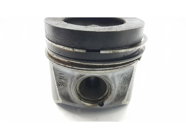 Píst 04L107065AR, 1151CB   Seat Leon IV  pro naftový motor 1.6  