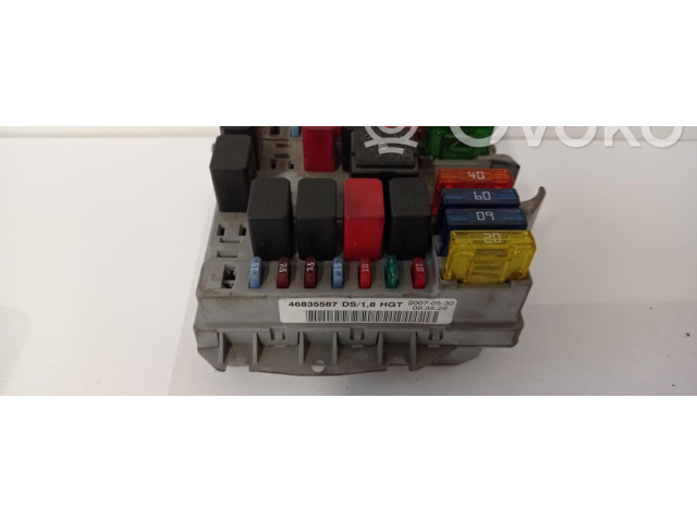 Pojistková skříňka 46835587 Fiat Punto (188) 2007