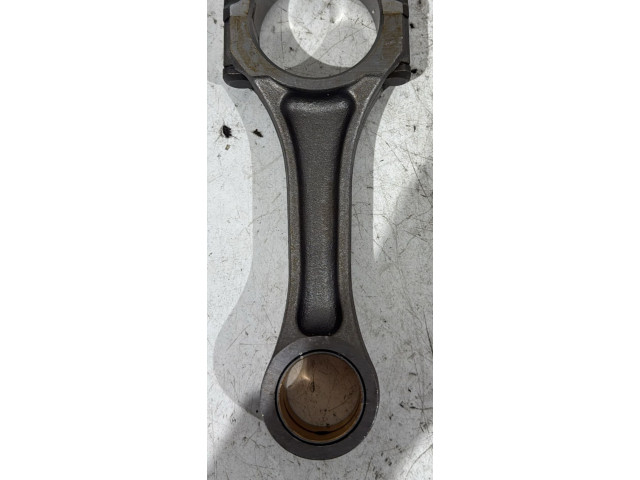 Píst Suzuki Grand Vitara I