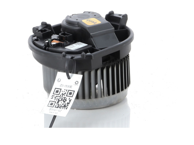 Вентилятор печки 68223053AD Jeep Cherokee