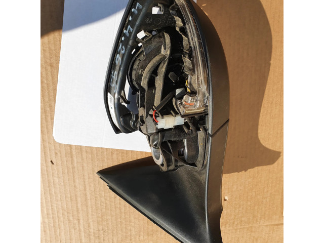 Зеркало электрическое     левое   Skoda Octavia Mk4  2019- года   