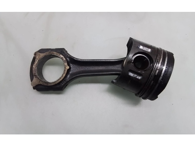 Píst 8854 Mercedes-Benz E W211