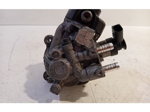 Топливный насос 04L130755D Skoda Superb B8 (3V)