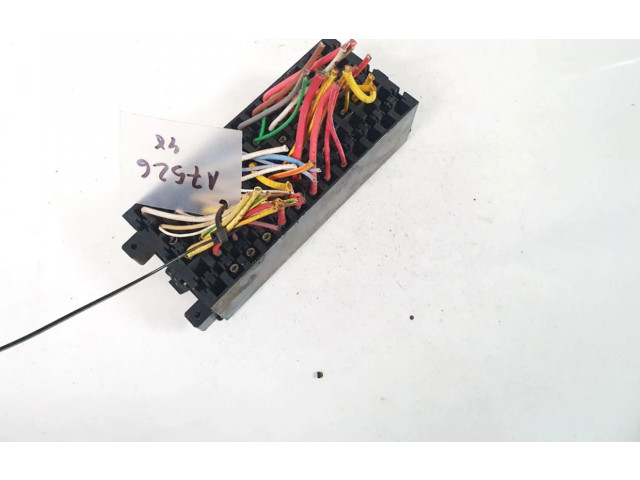 Блок предохранителей  rb203300b   Renault Kangoo I    