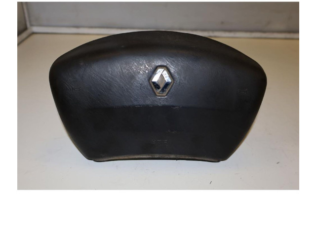 Подушка безопасности водителя 8200676895   Renault Trafic II (X83)