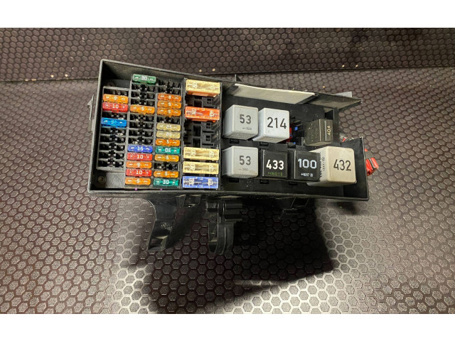 Блок предохранителей 3D0035209F Volkswagen Phaeton