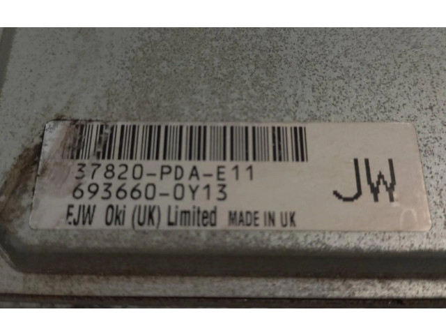 Блок управления двигателем Блок управления 37820PDAE11 Honda Accord